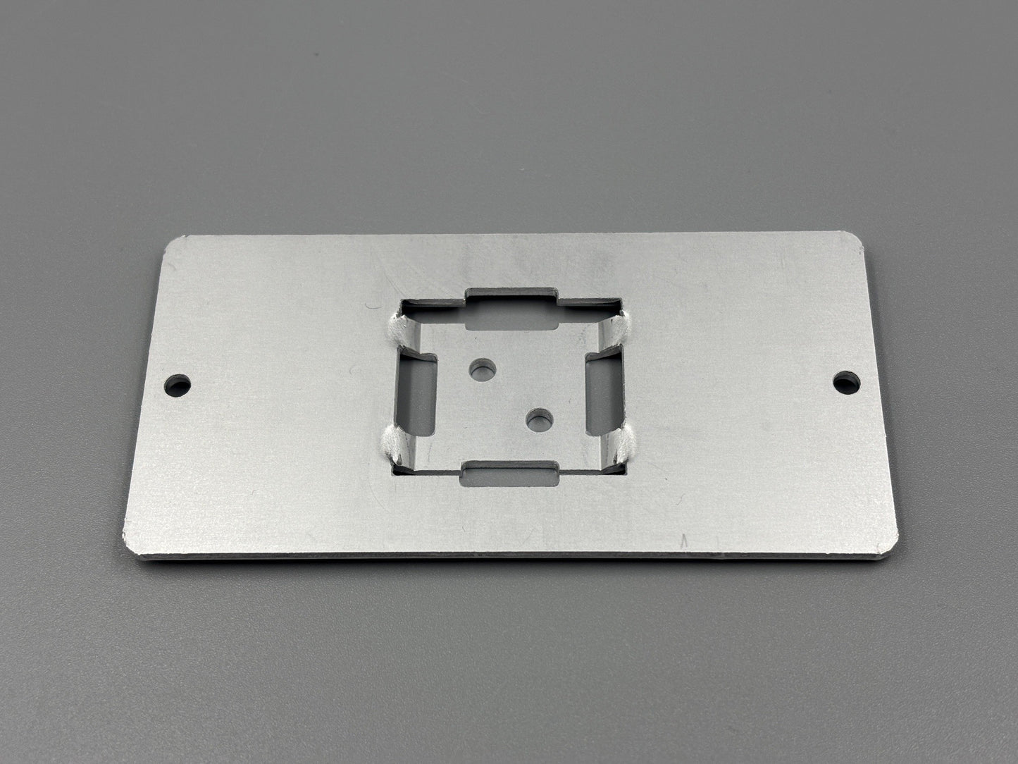 Aluminiumschilderträger zum Aufnieten 100x50x2mm