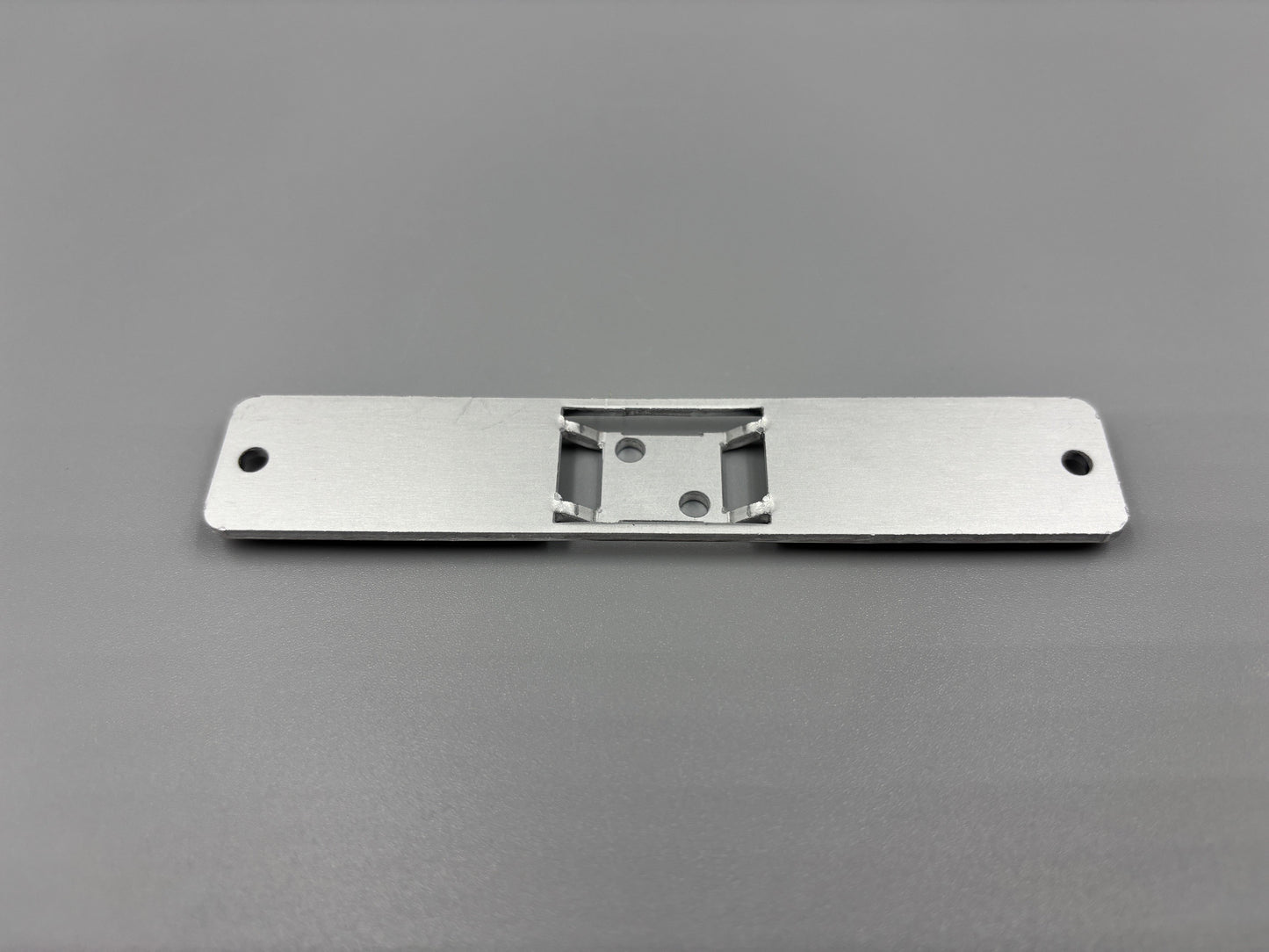 Aluminiumschilderträger zum Aufnieten 108x40mm