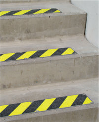 Anti-Rutsch Treppenplatten aus Edelstahl nachleuchtend