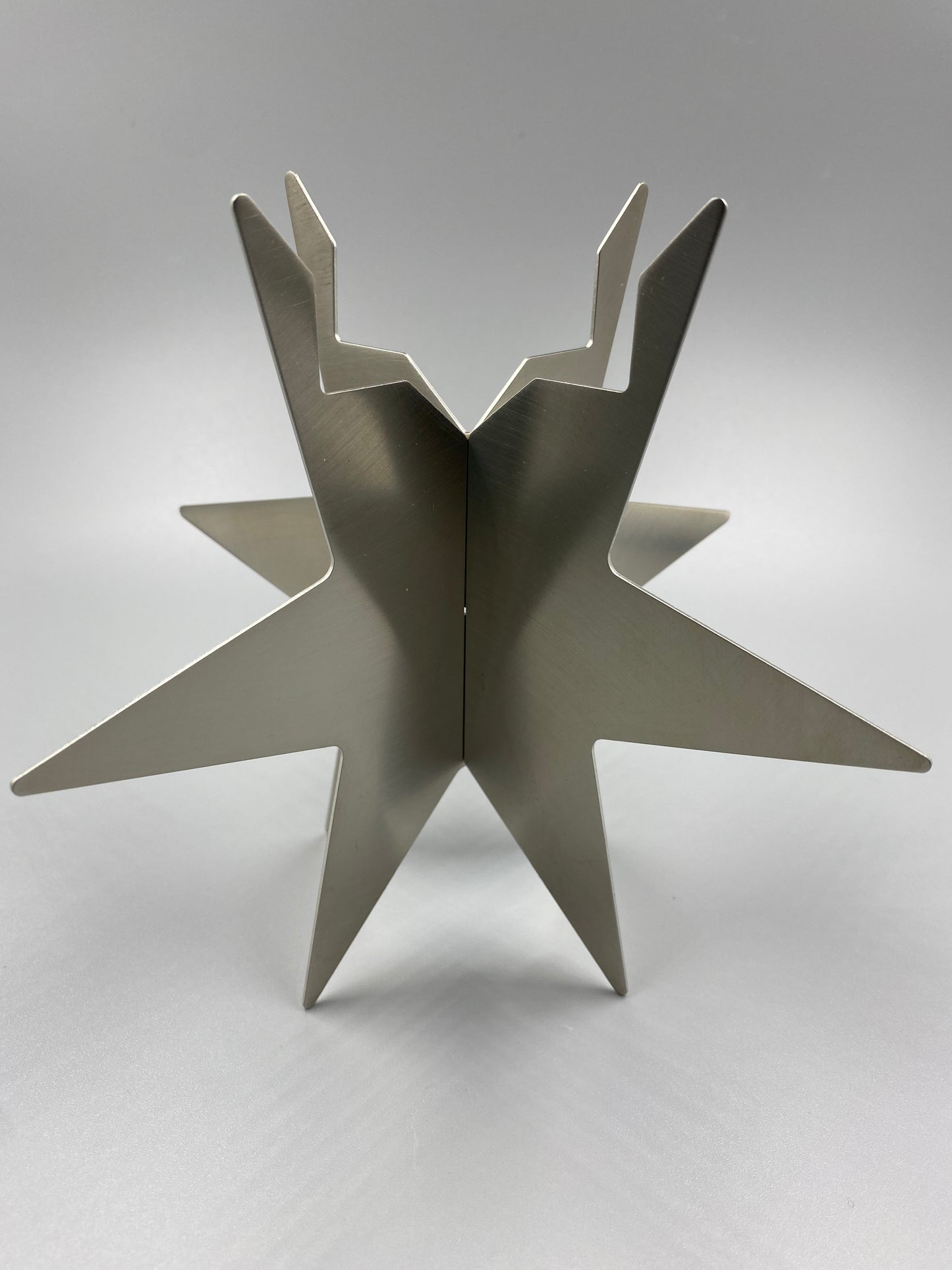 Teelichthalter Stern aus Edelstahl 144mm